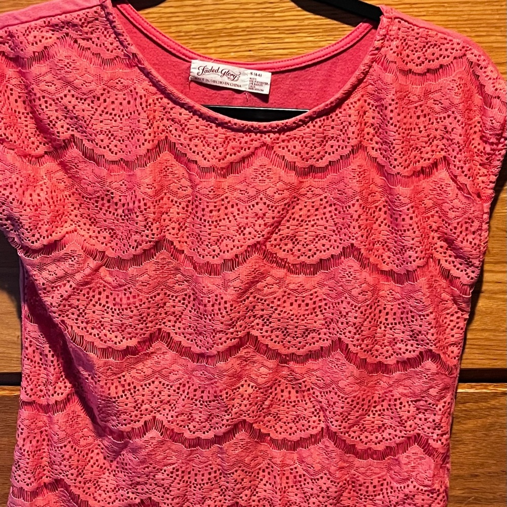 Faded Glory Women's Lace Top - Red